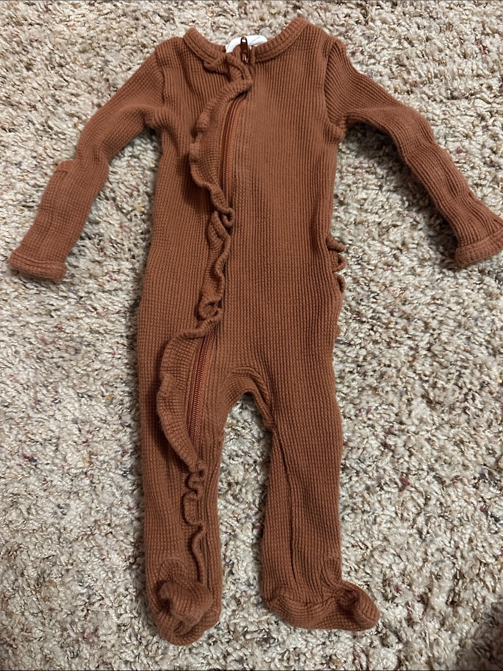 Spearmint Love Infant Cozy Ruffle One-Piece Romper in Rust size 0-3 mos.